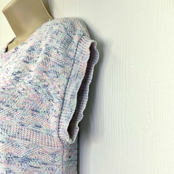 Vintage - Short Cap Sleeve Light Pastel Knitted Sweater Size Small - Picture 6 of 12